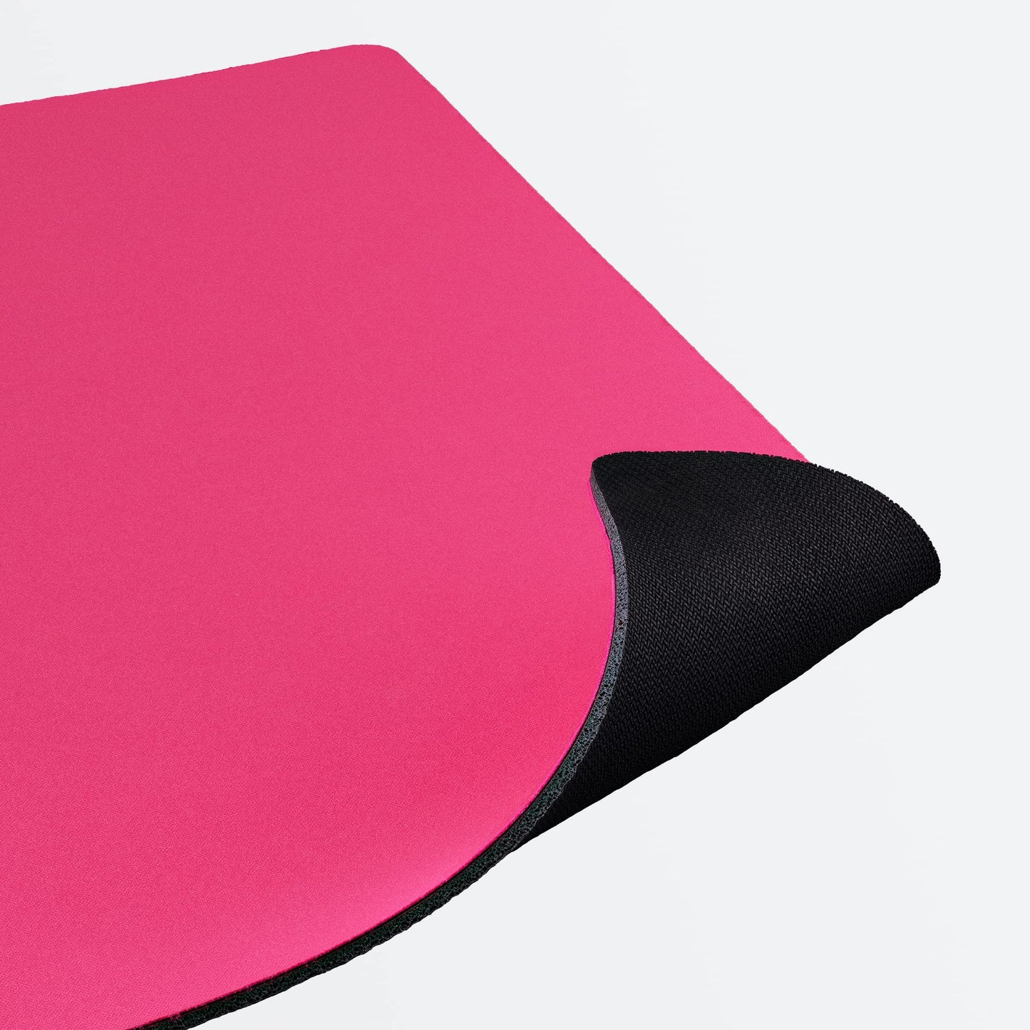 Logitech G840 XL Gaming Mouse Pad for Enhanced Comfort