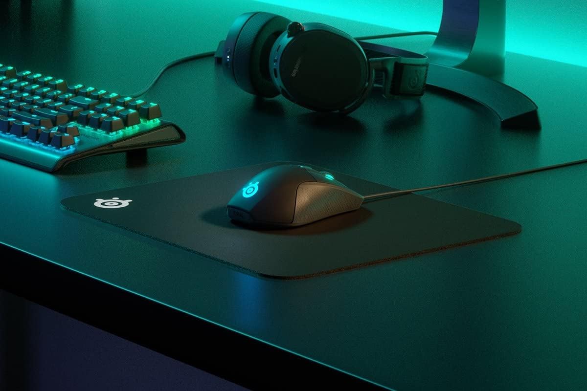 SteelSeries QcK Edge Gaming Mouse Pad Durable Smooth Surface