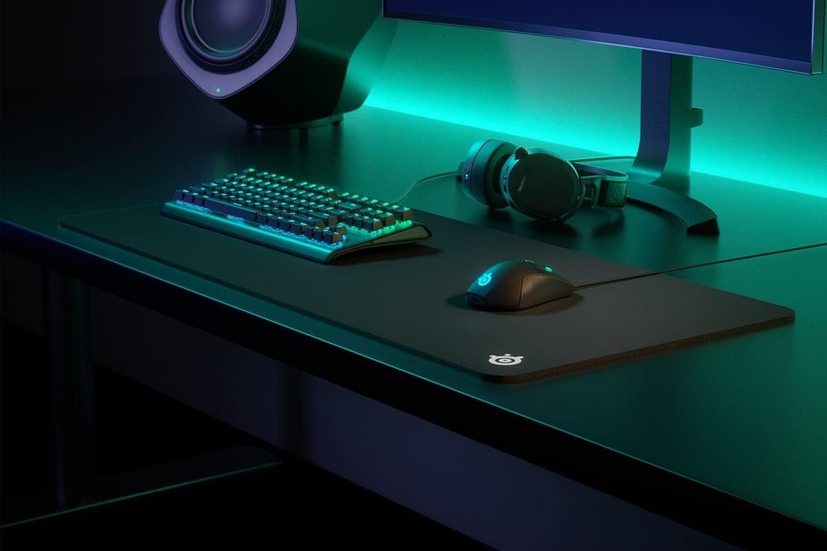 SteelSeries QcK Edge Gaming Mouse Pad Durable Smooth Surface