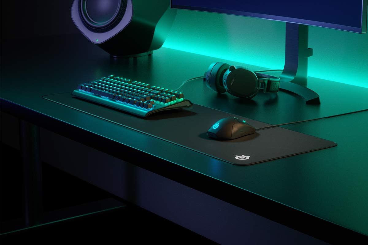 SteelSeries QcK Edge Gaming Mouse Pad Durable Smooth Surface
