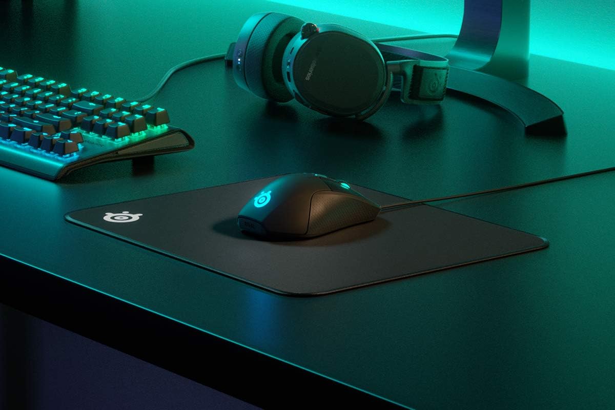 SteelSeries QcK Edge Gaming Mouse Pad Durable Smooth Surface