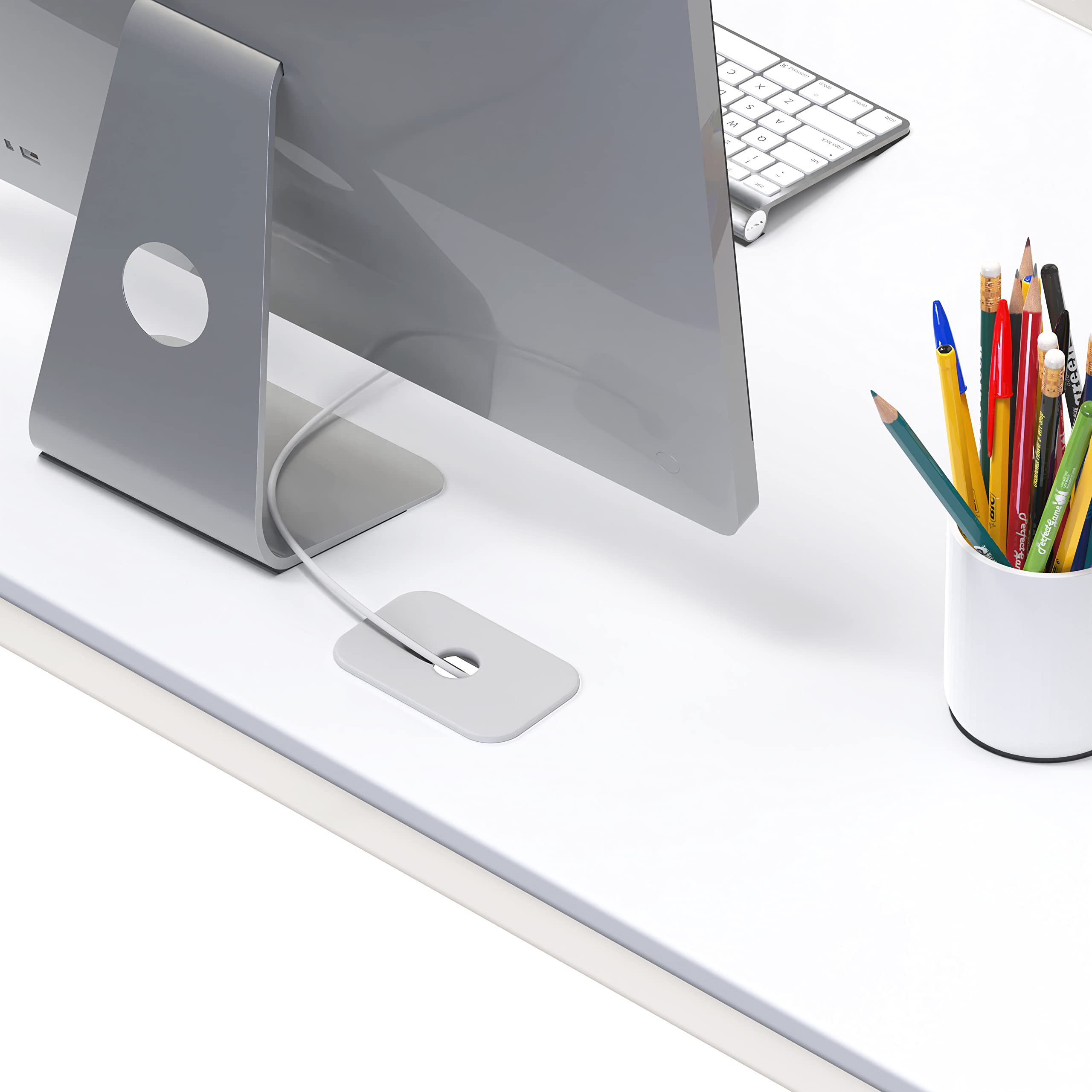 Commercial-Grade L-Shape Corner Desk for Efficient Workspaces