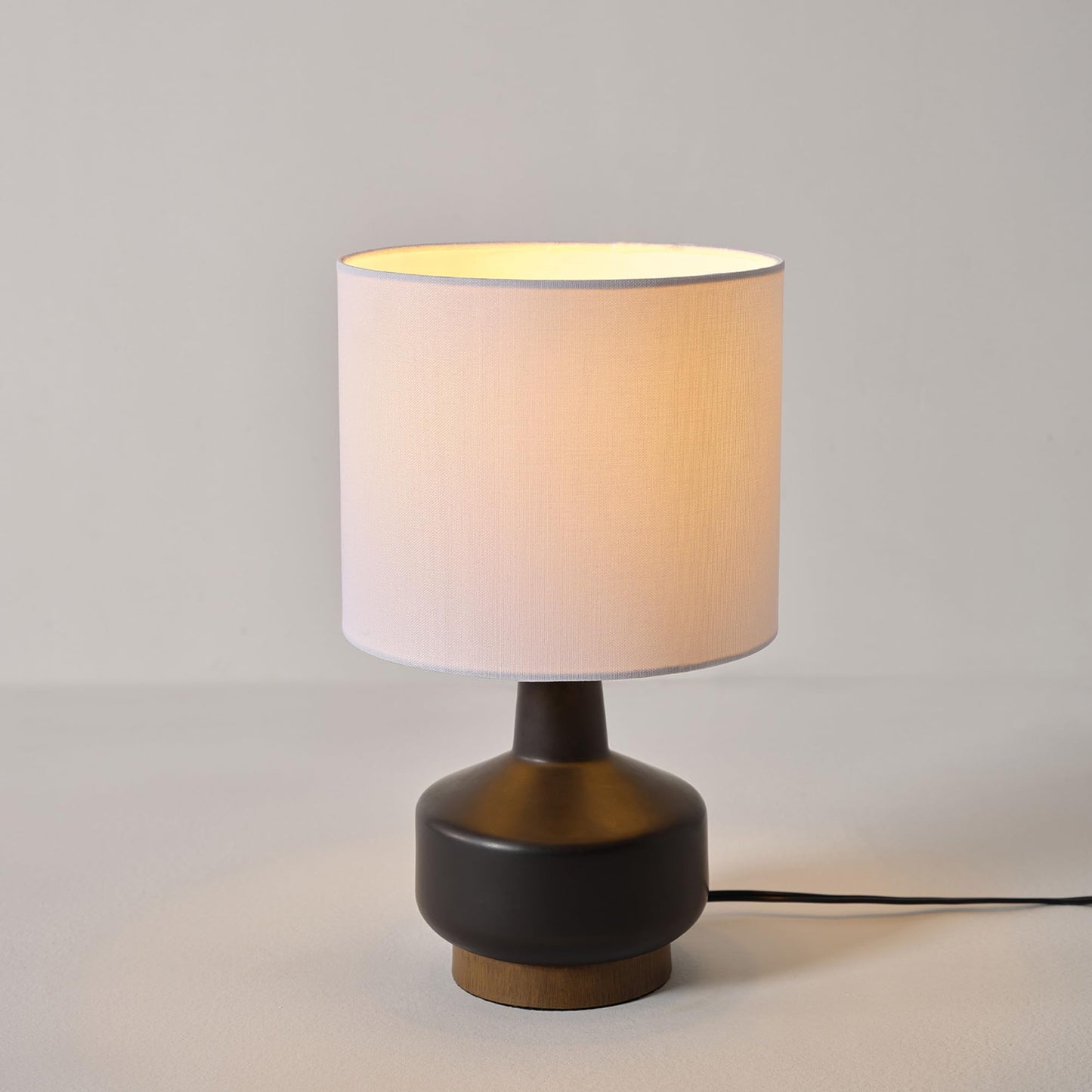 Maya 21 Inch Clear Glass Fillable Table Lamp