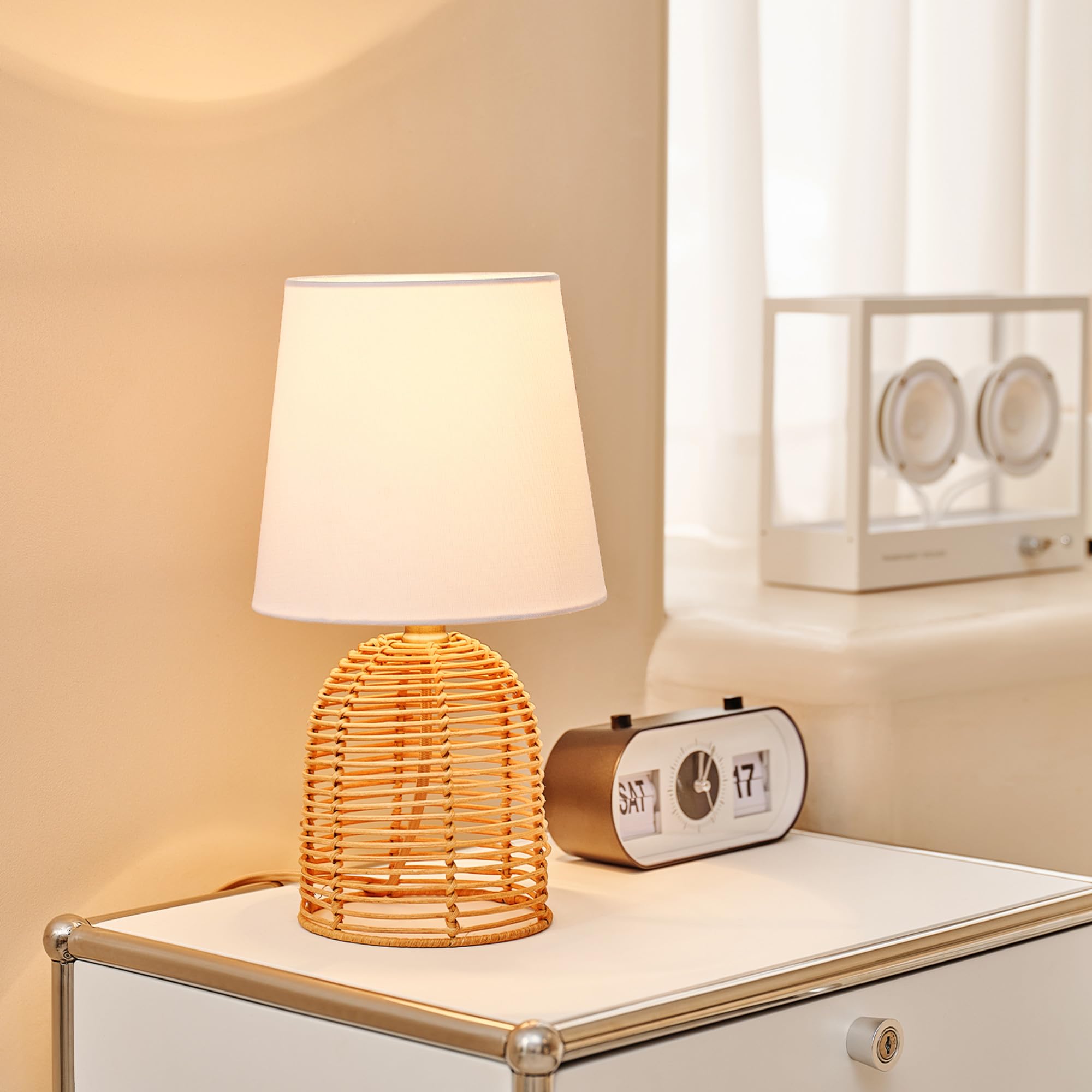 Maya 21 Inch Clear Glass Fillable Table Lamp