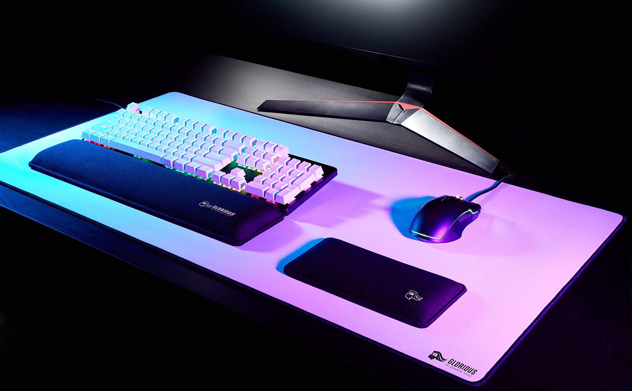 Glorious XL Heavy Gaming Mouse Mat with Extra Thickness