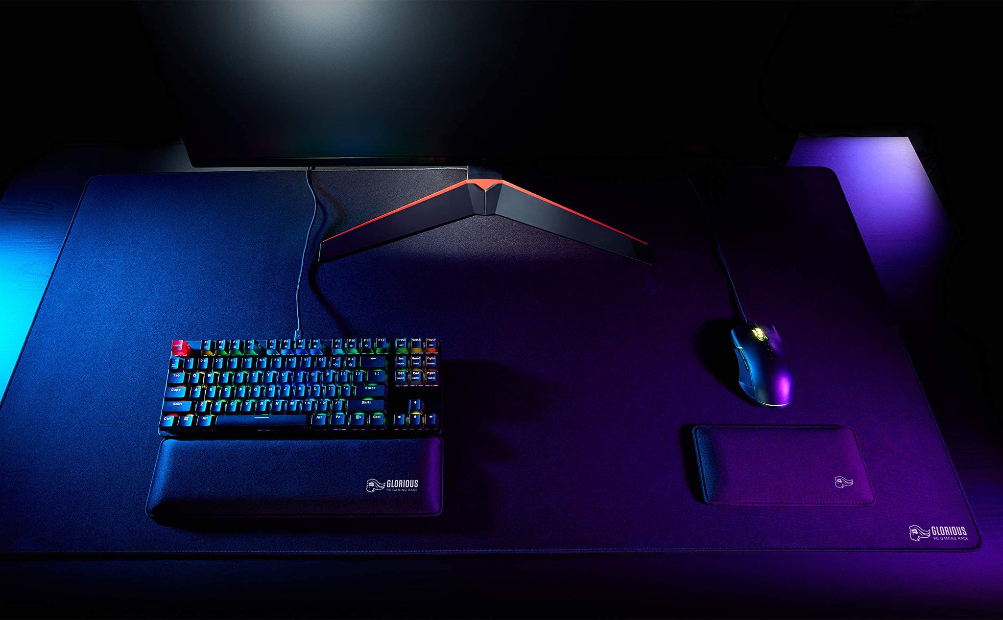 Glorious XL Heavy Gaming Mouse Mat with Extra Thickness