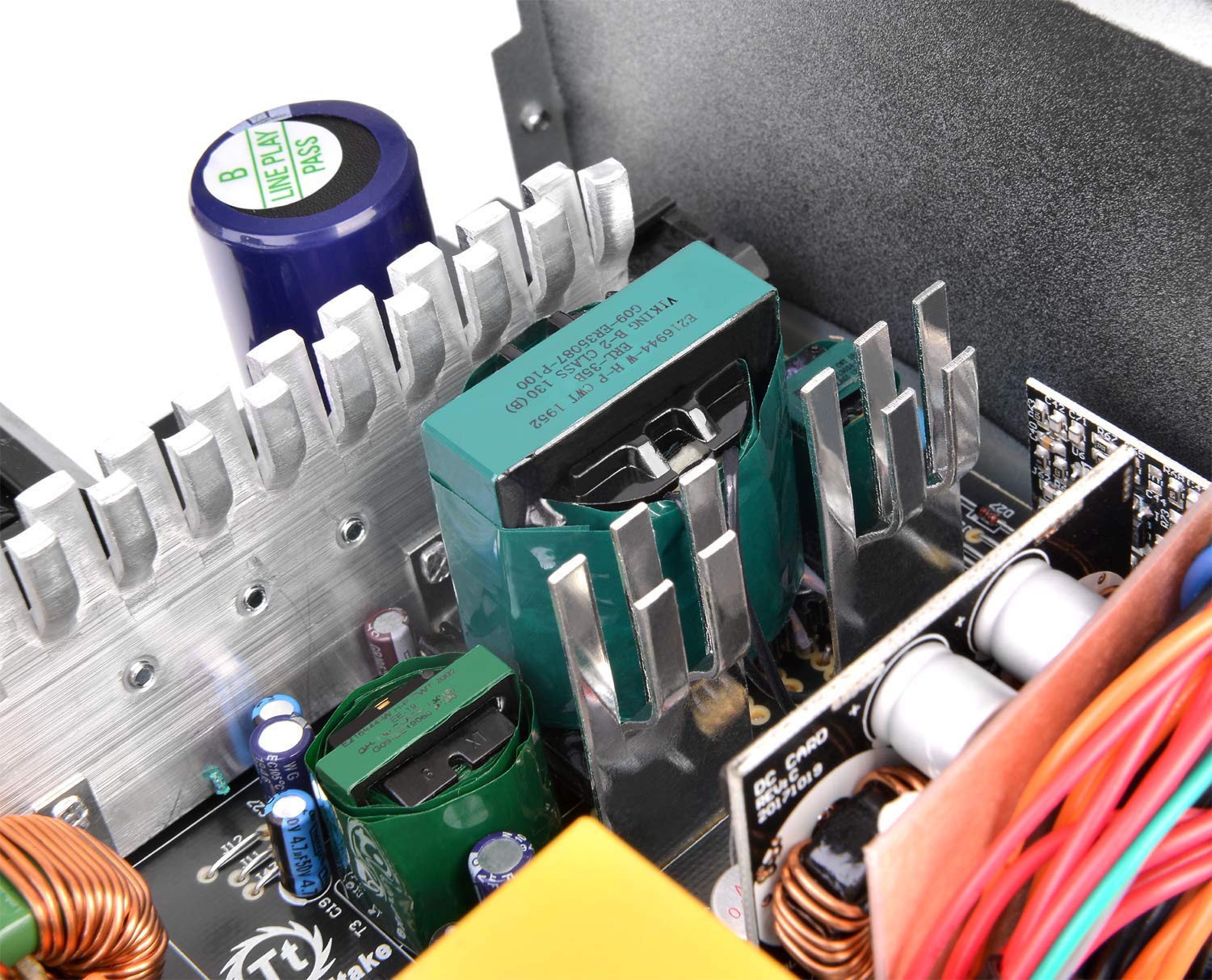 Thermaltake Toughpower GX2 600W Power Supply With Gold Efficiency
