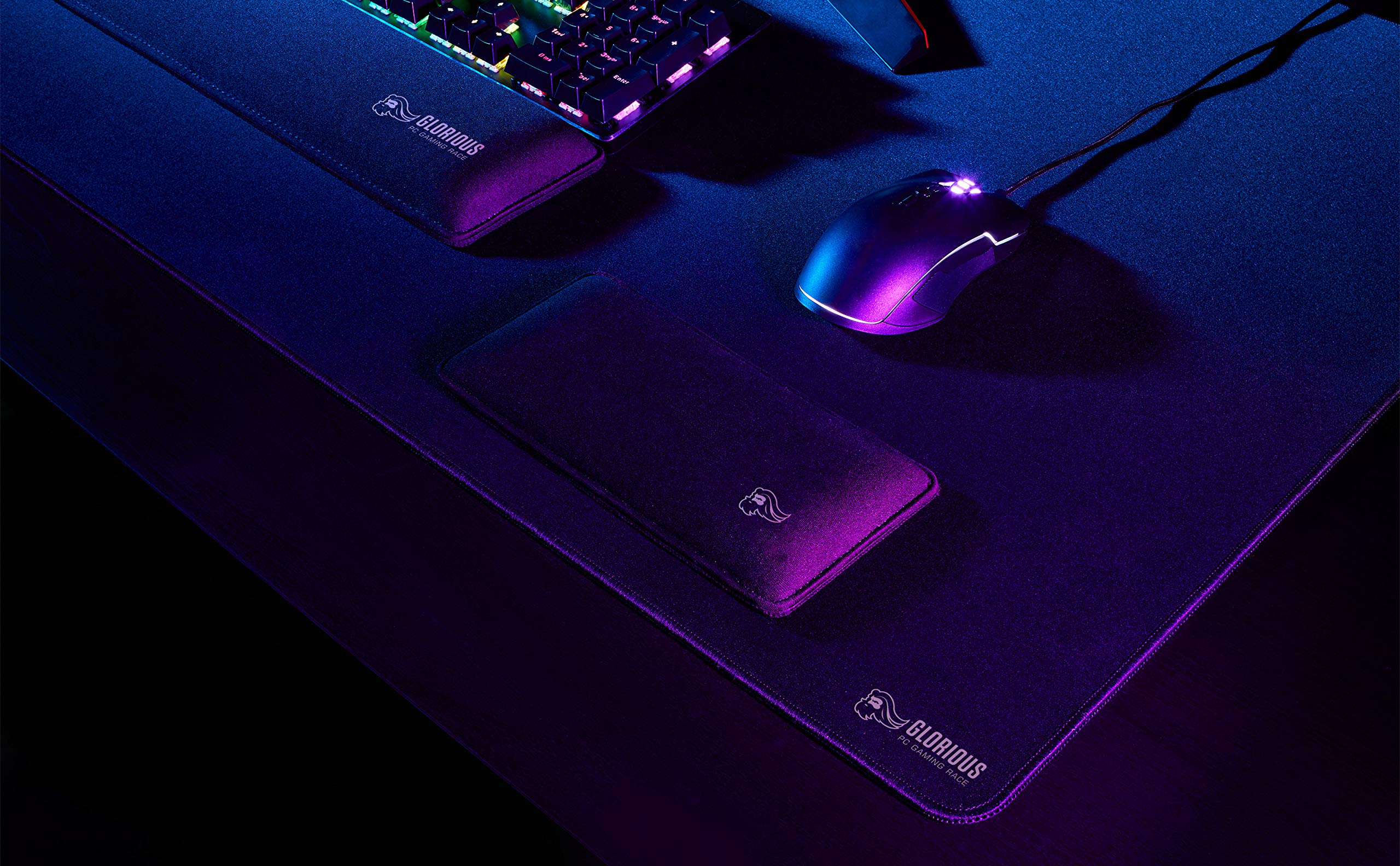 Glorious XL Heavy Gaming Mouse Mat with Extra Thickness